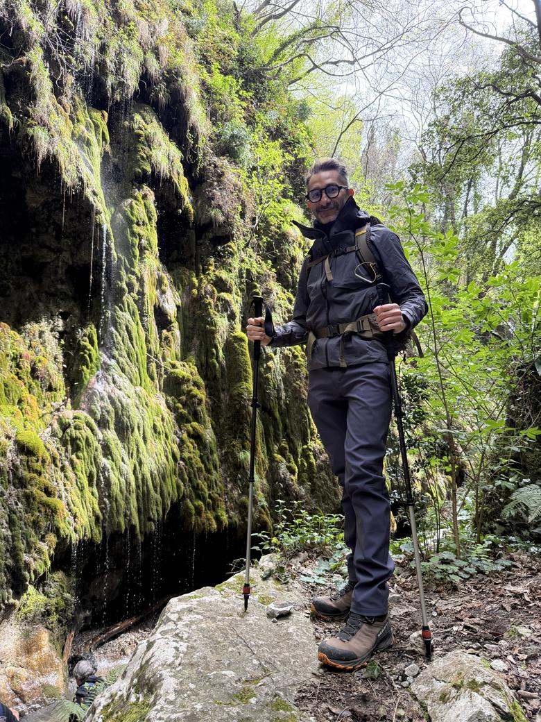 Gaetano hiking in a green gorge on the Amalfi Coast